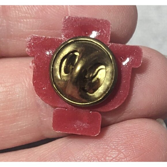 University Of Indiana Hoosiers Red Lapel Pin - Picture 4 of 4